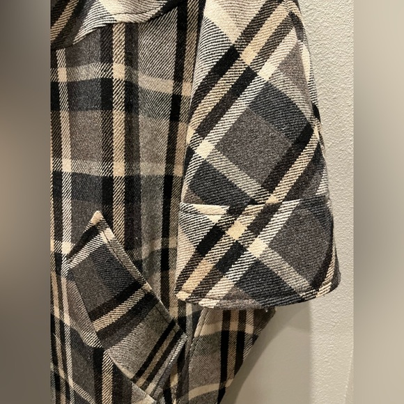 Zara Plaid Oversized Wool Cape - Picture 5 of 10